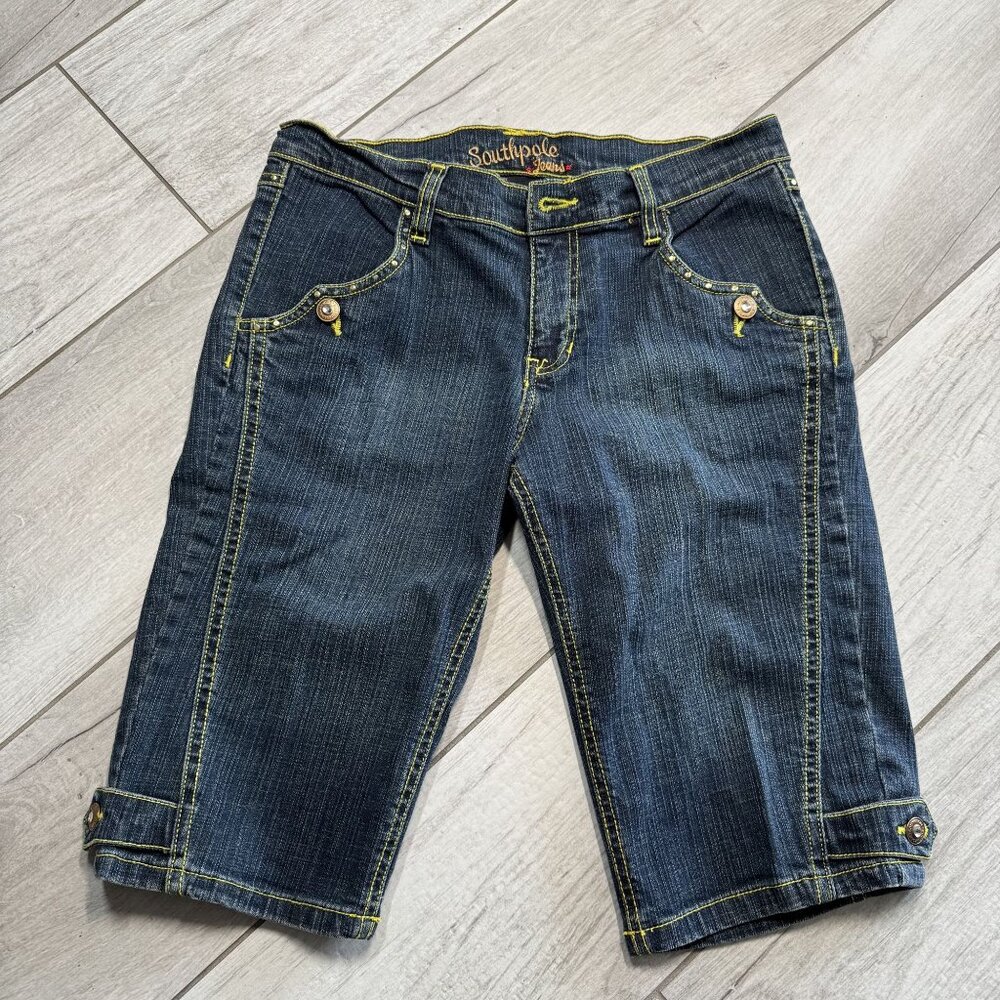 Southpole Womens Y2K Denim Bermuda Shorts Size 7 Embroidered Pockets Dark Wash C